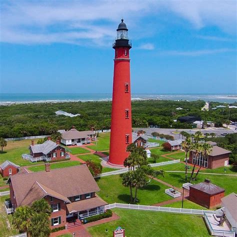 restaurants near ponce inlet lighthouse.